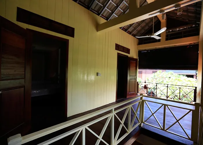 The Parent Lodges Bed & Breakfast